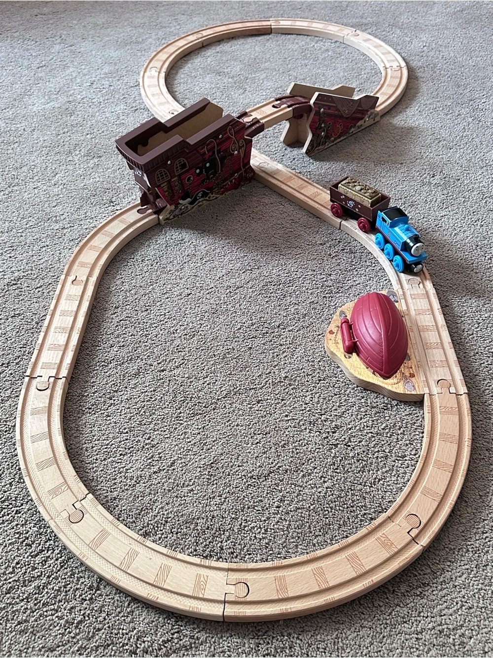 Thomas & Friends Wooden Railway Pirate Ship Figure 8 Complete Set Track